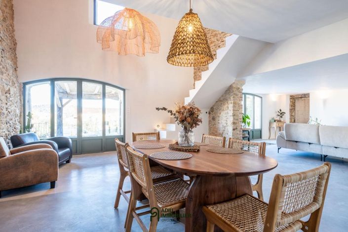 Image No.7-5 Bed House for sale