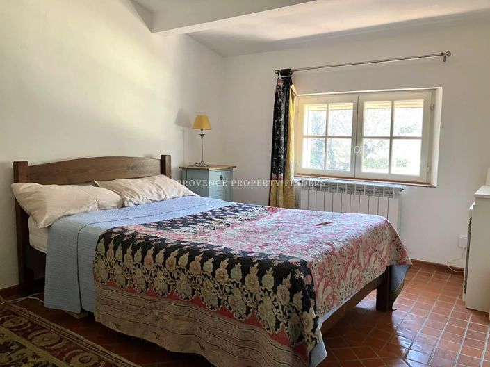 Image No.8-4 Bed House for sale