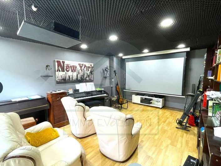 Image No.7-4 Bed House for sale