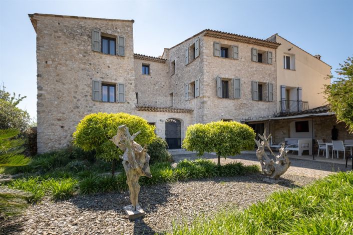 Image No.19-5 Bed House for sale