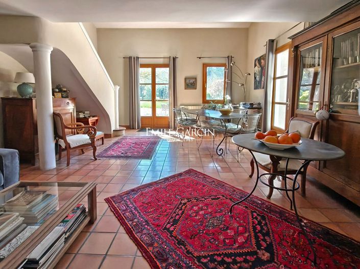 Image No.3-4 Bed House for sale