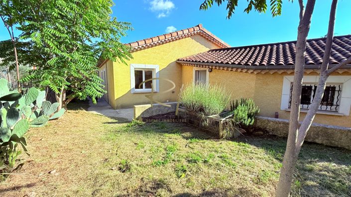 Image No.2-3 Bed House for sale