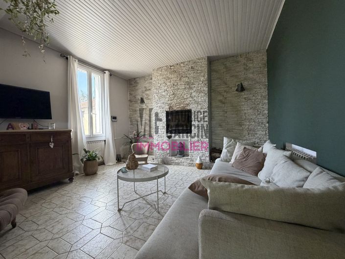Image No.16-5 Bed House for sale