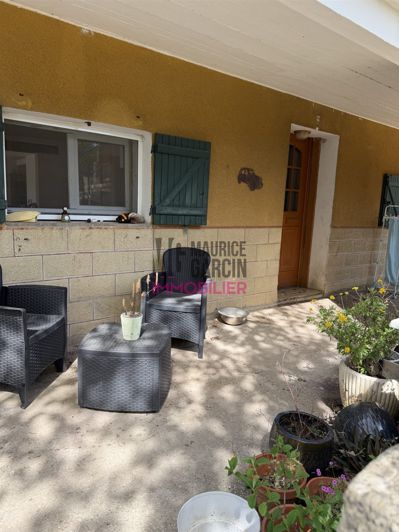 Image No.19-5 Bed House for sale
