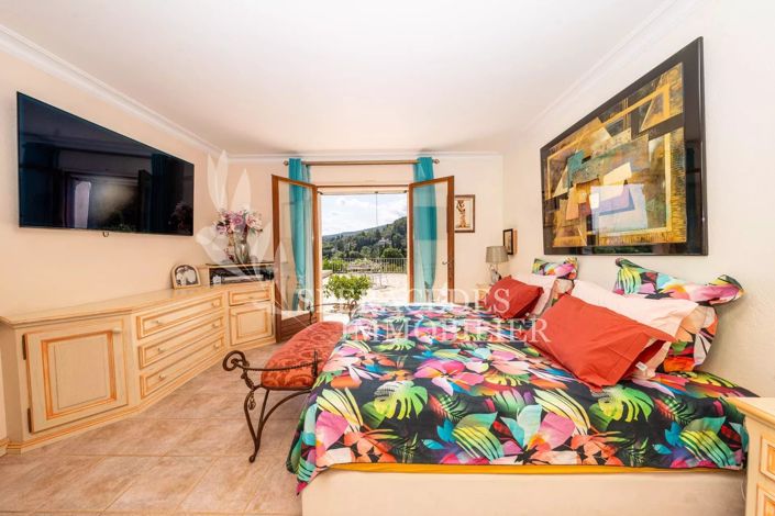 Image No.14-4 Bed House for sale
