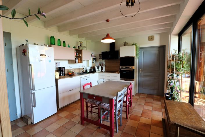 Image No.11-5 Bed House for sale