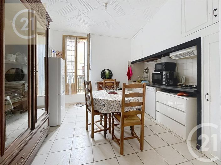 Image No.3-5 Bed House for sale