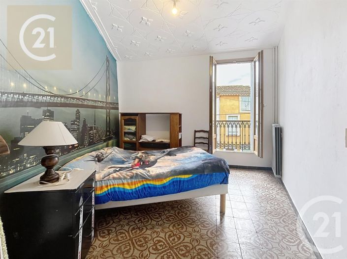 Image No.4-5 Bed House for sale