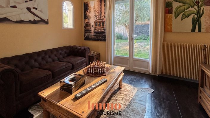 Image No.3-6 Bed House for sale