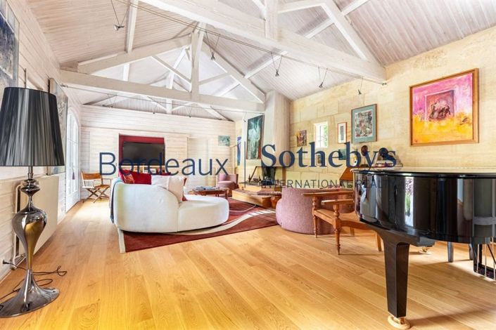Image No.10-4 Bed House for sale