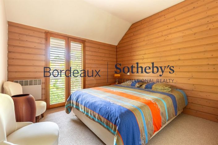 Image No.19-4 Bed House for sale