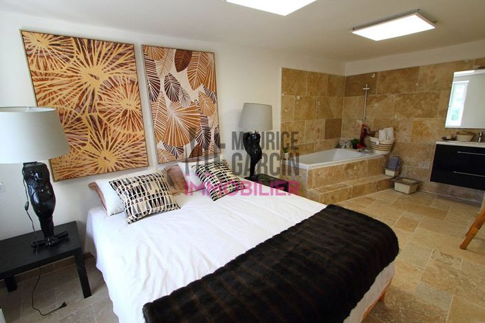 Image No.10-4 Bed House for sale