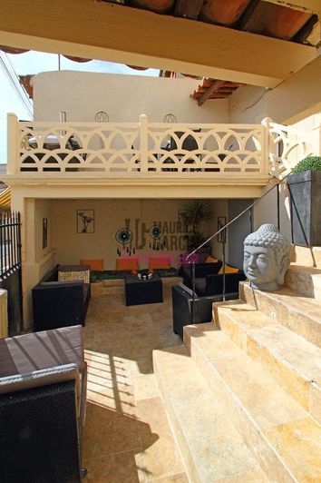 Image No.2-4 Bed House for sale