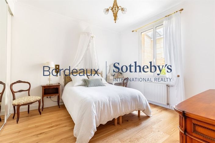Image No.11-4 Bed House for sale