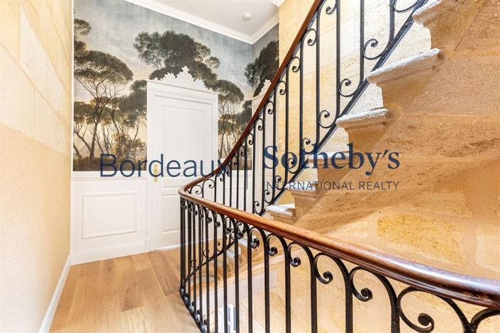 Image No.7-4 Bed House for sale