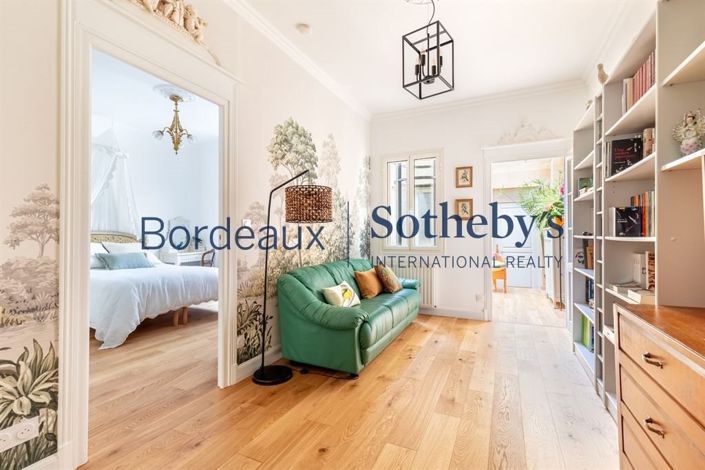 Image No.8-4 Bed House for sale