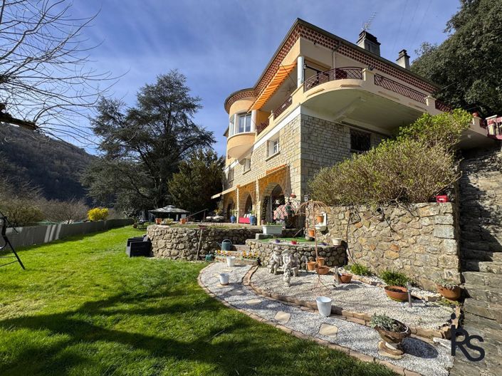 Image No.2-6 Bed House for sale