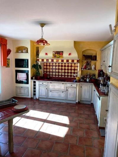 Image No.9-5 Bed House for sale