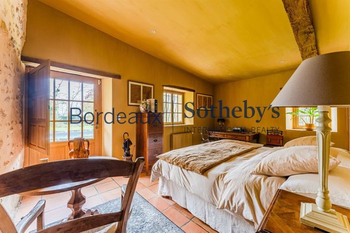 Image No.11-4 Bed House for sale