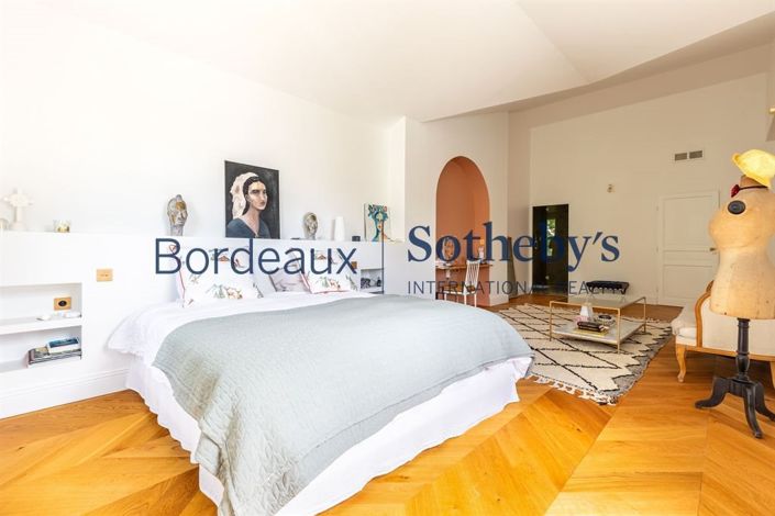 Image No.14-5 Bed House for sale
