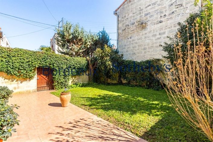 Image No.2-5 Bed House for sale