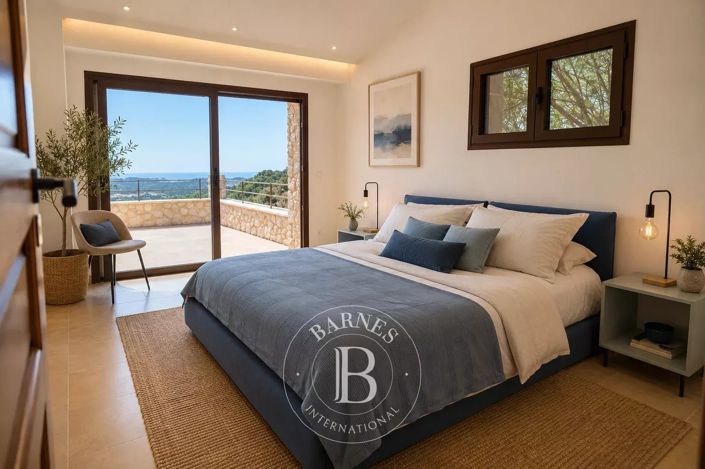 Image No.17-5 Bed House for sale