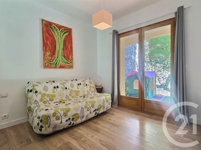 Image No.12-4 Bed House for sale