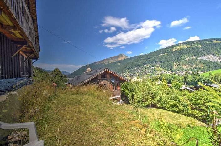 Image No.9-5 Bed House for sale