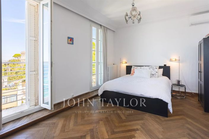 Image No.10-4 Bed House for sale