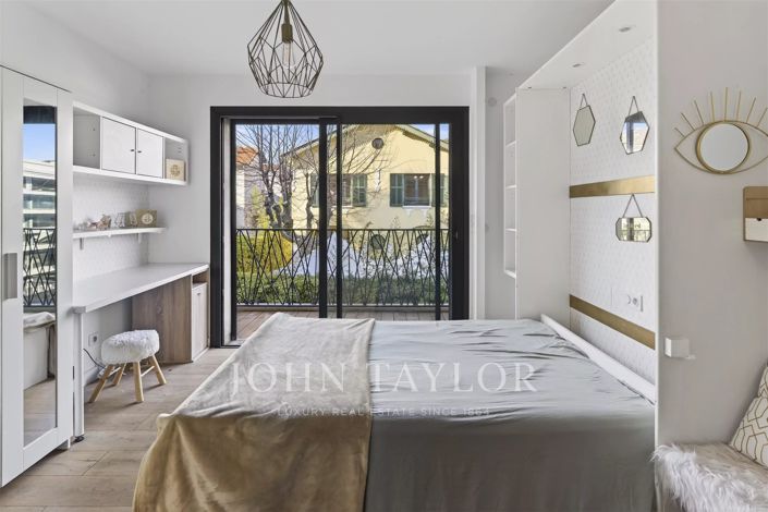 Image No.14-5 Bed House for sale