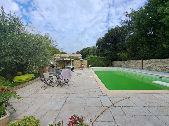 Image No.2-4 Bed House for sale