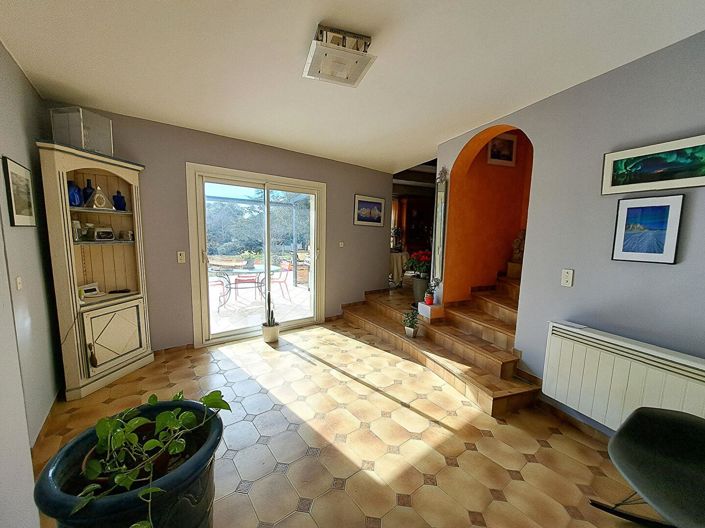 Image No.3-4 Bed House for sale