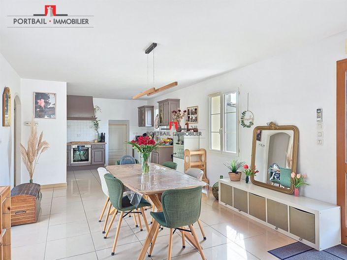 Image No.5-5 Bed House for sale
