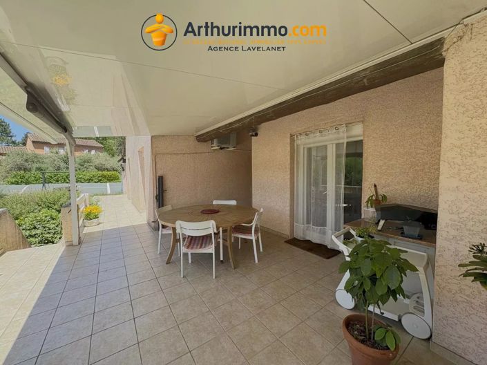 Image No.2-4 Bed House for sale