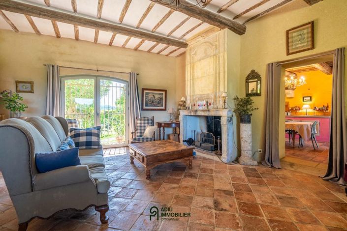 Image No.10-4 Bed House for sale
