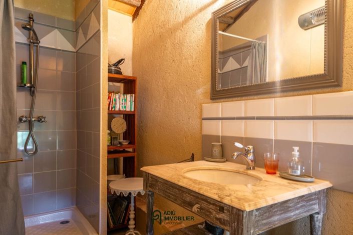 Image No.16-4 Bed House for sale