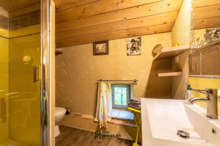 Image No.22-4 Bed House for sale