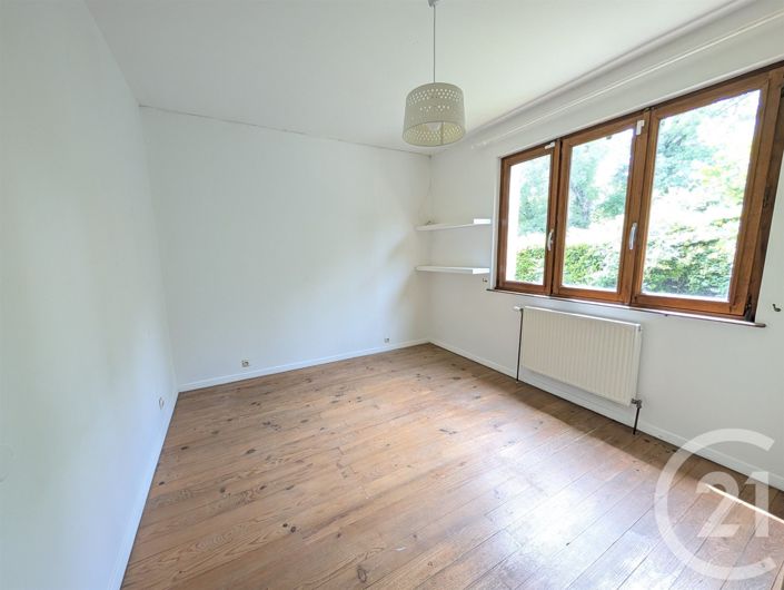 Image No.15-3 Bed House for sale