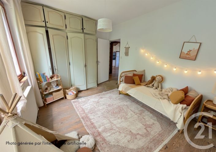 Image No.18-3 Bed House for sale