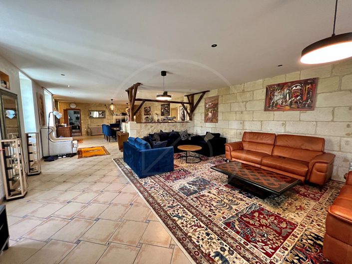 Image No.6-4 Bed House for sale