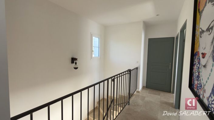 Image No.13-5 Bed House for sale