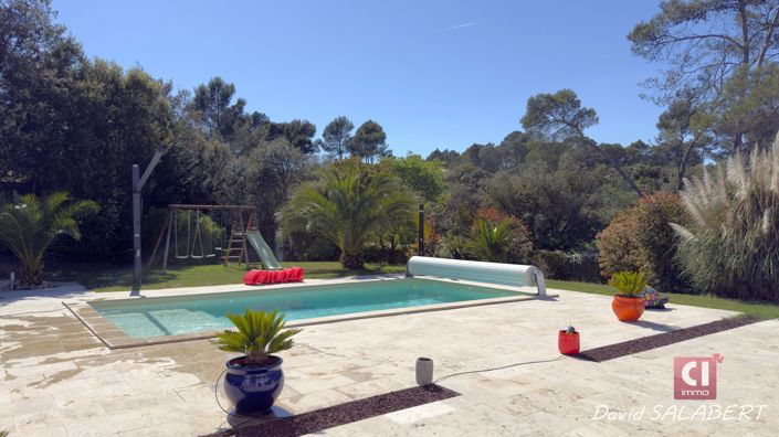 Image No.15-5 Bed House for sale