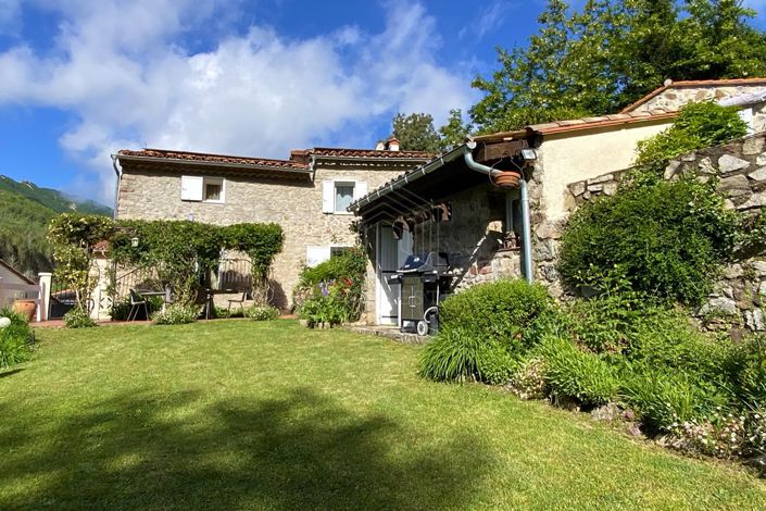 Image No.2-Maison de 4 chambres à vendre à Saint-Laurent-de-Cerdans