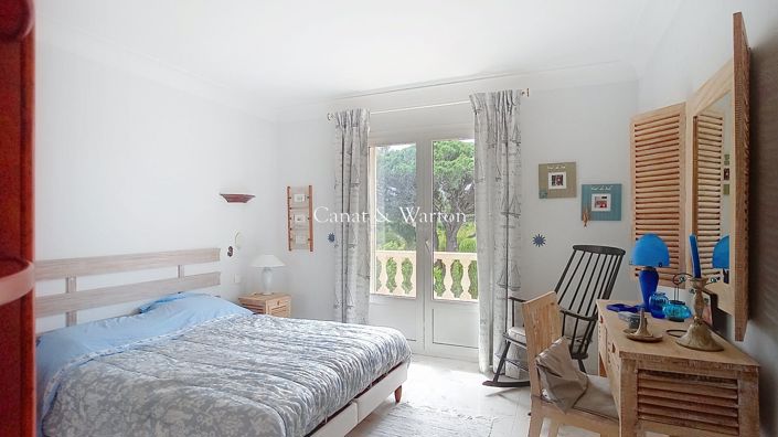 Image No.7-3 Bed Property for sale