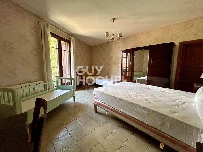 Image No.9-4 Bed House for sale
