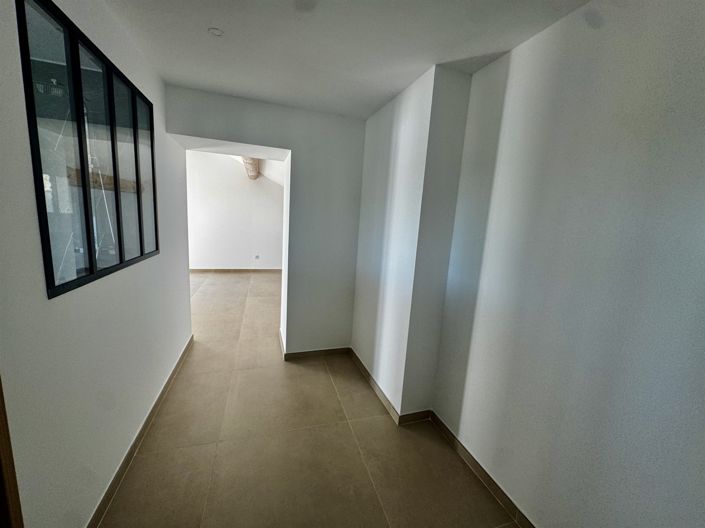 Image No.13-3 Bed House for sale