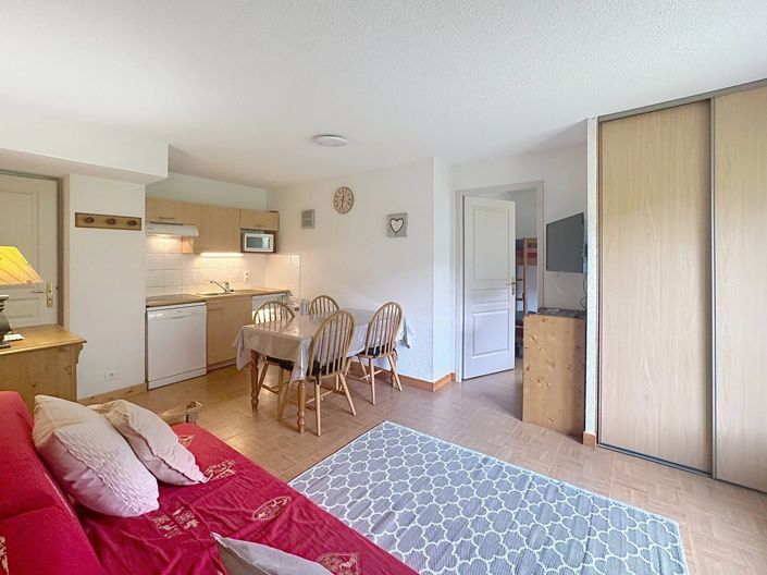 Image No.3-2 Bed Apartment for sale