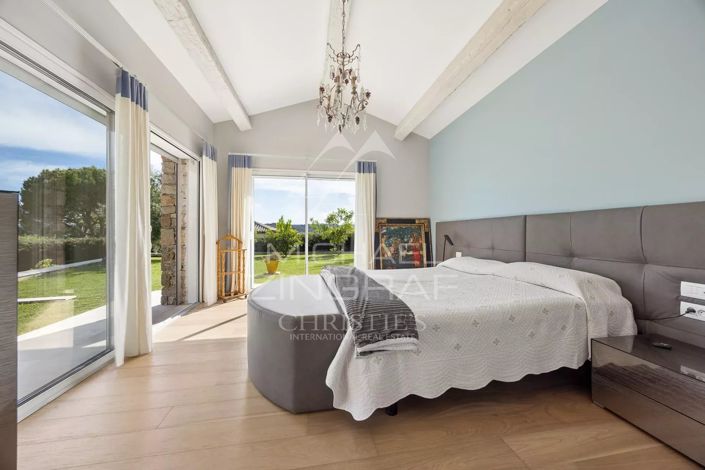 Image No.10-4 Bed House for sale