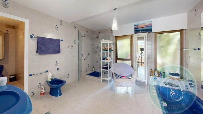 Image No.15-3 Bed House for sale