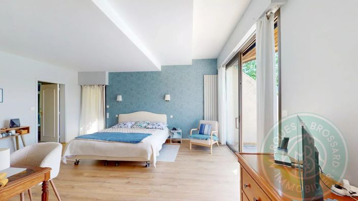Image No.6-3 Bed House for sale